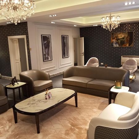 Sujimoto Residences Macdonald ลากอส ภายนอก รูปภาพ