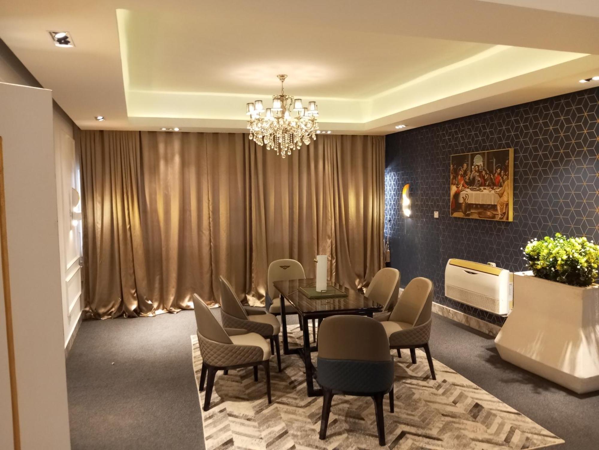 Sujimoto Residences Macdonald ลากอส ภายนอก รูปภาพ