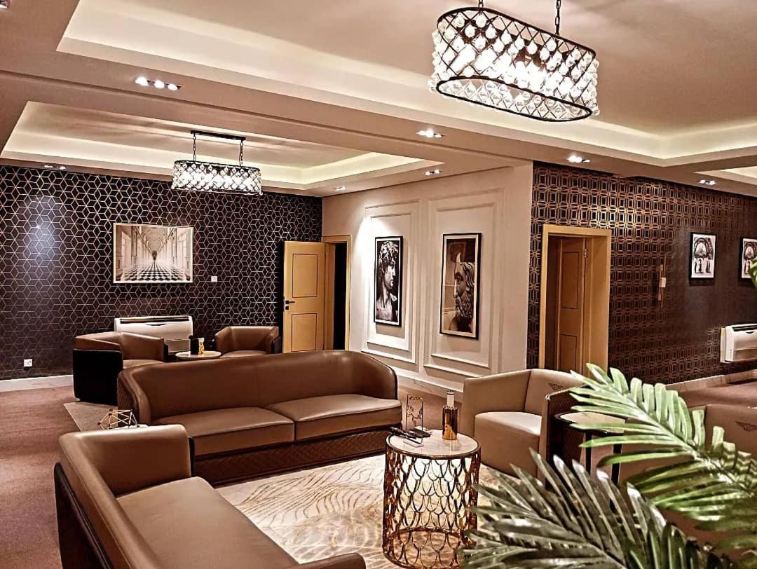 Sujimoto Residences Macdonald ลากอส ภายนอก รูปภาพ