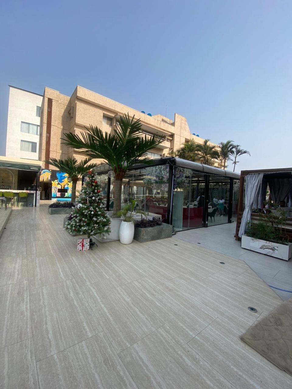 Sujimoto Residences Macdonald ลากอส ภายนอก รูปภาพ