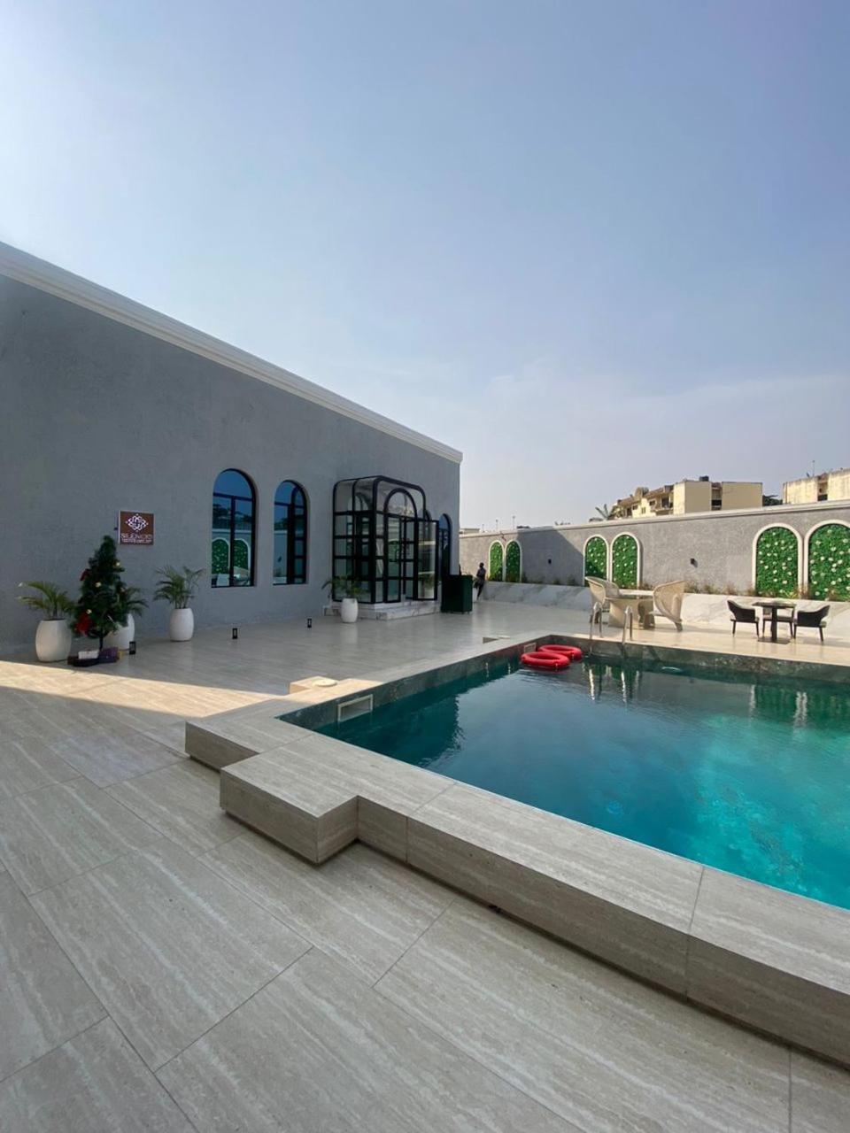 Sujimoto Residences Macdonald ลากอส ภายนอก รูปภาพ