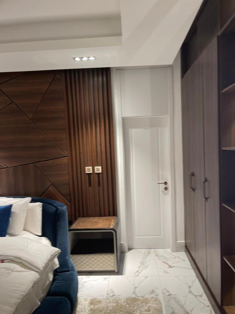 Sujimoto Residences Macdonald ลากอส ภายนอก รูปภาพ