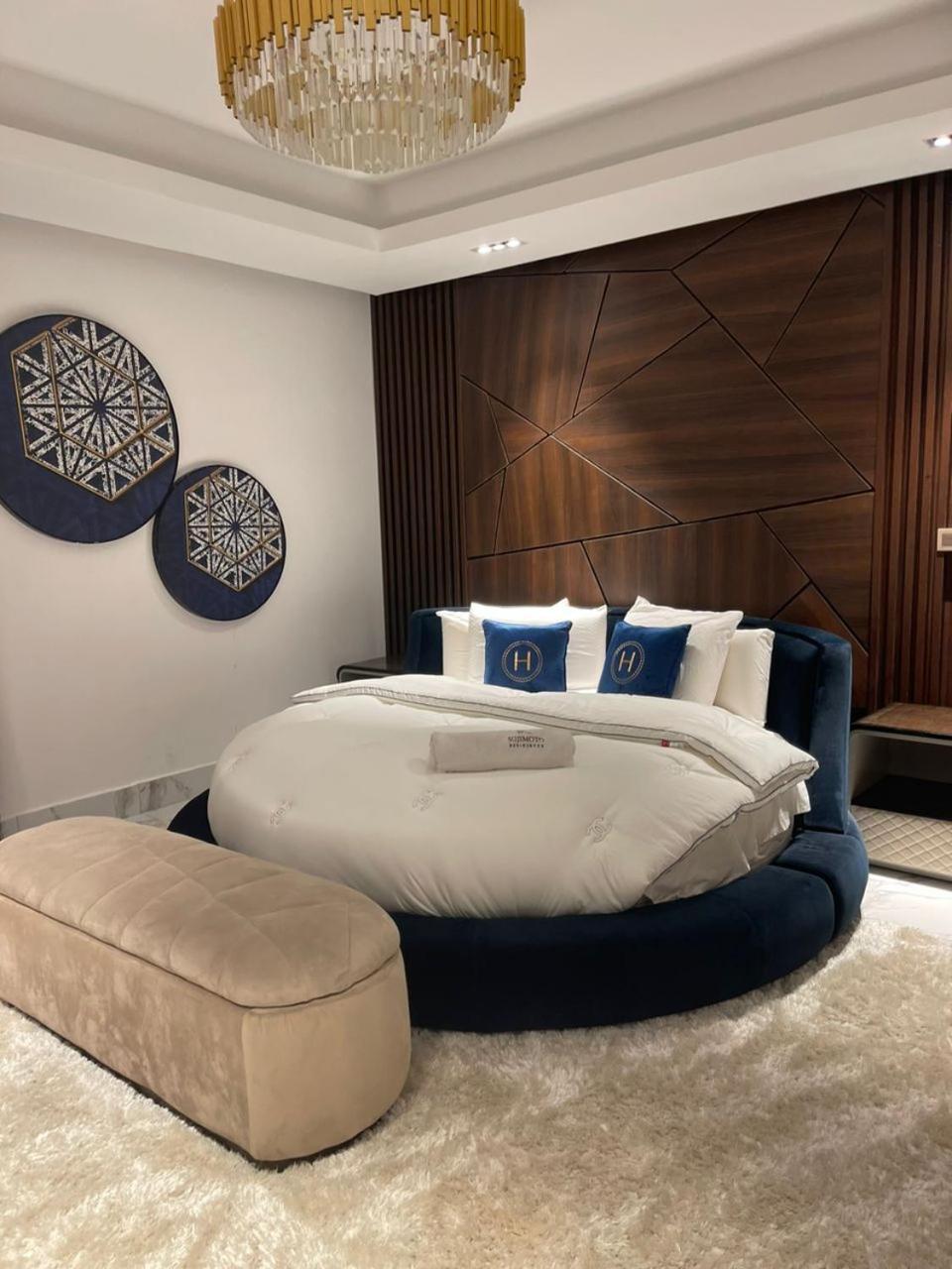 Sujimoto Residences Macdonald ลากอส ภายนอก รูปภาพ